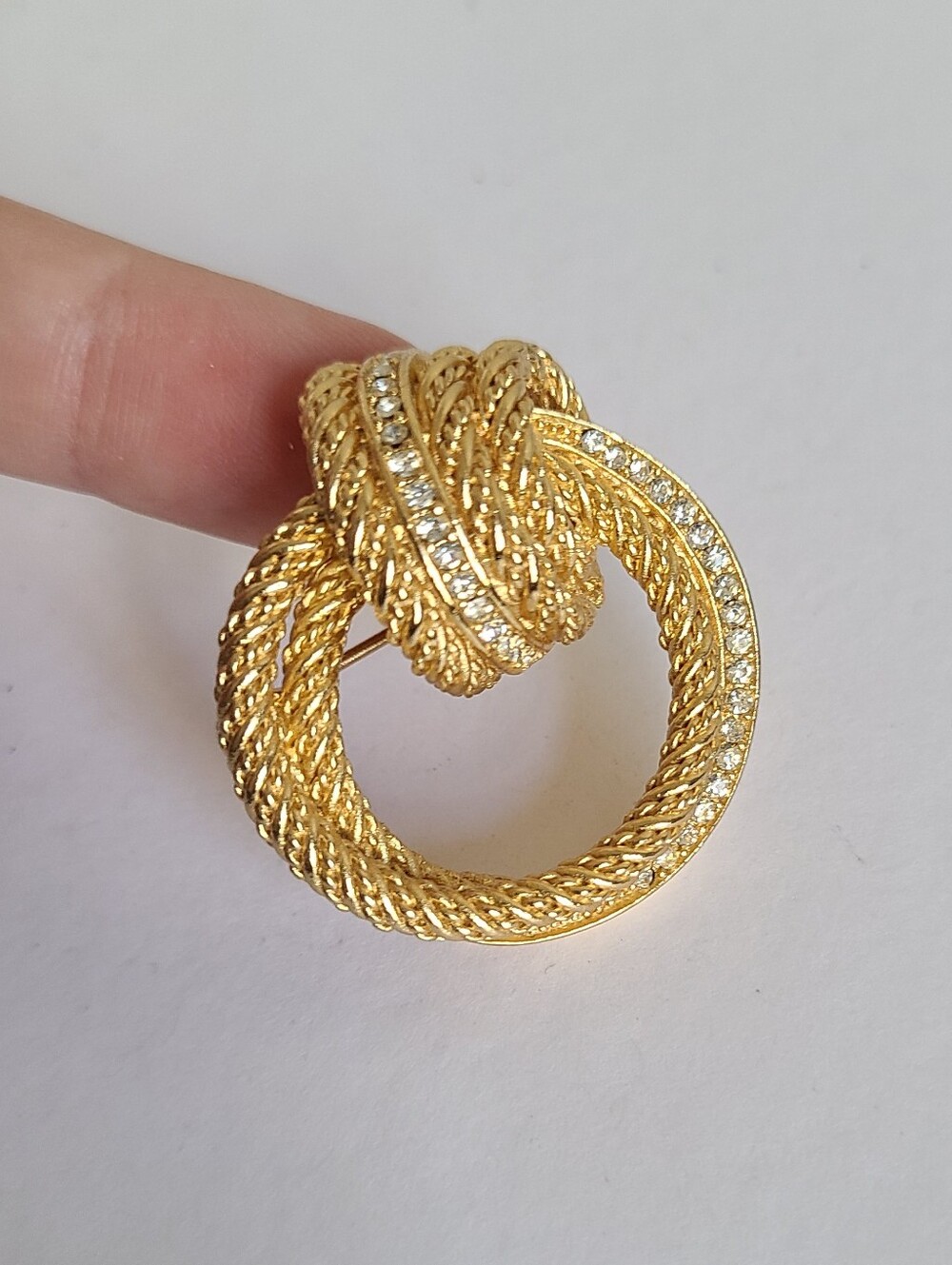 Christian DIOR Vintage 70's Gold Tone Rhinestone Twisted Rope Love Knot Brooch